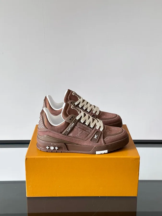 LV Men Brown Suede Leather Sneakers