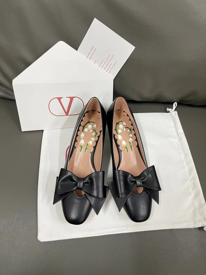 Valentino Women Black Leather Bow Detail Flats