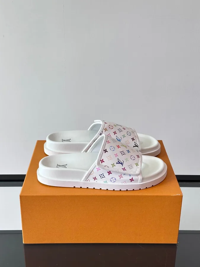 LV Men White Printed Fabric Slides