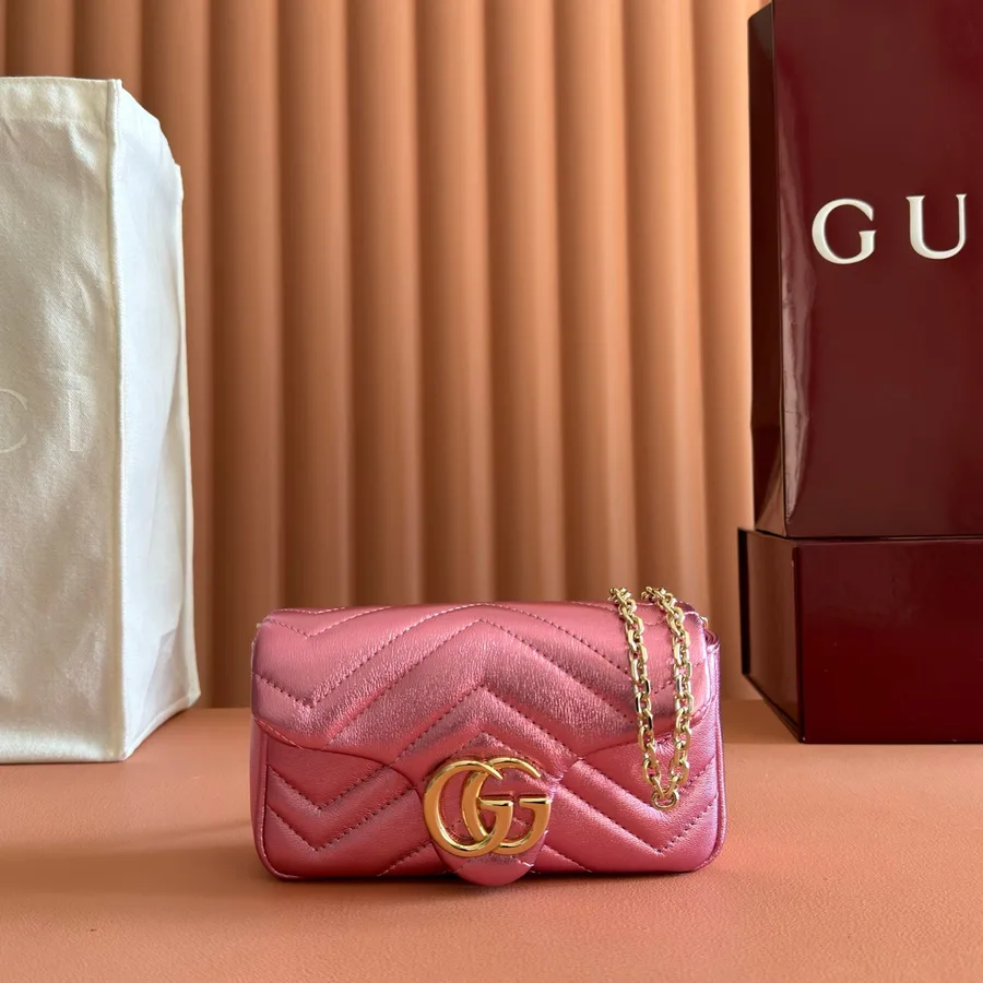 Gucci GG Marmont Bag 16 in Metallic Pink Lambskin