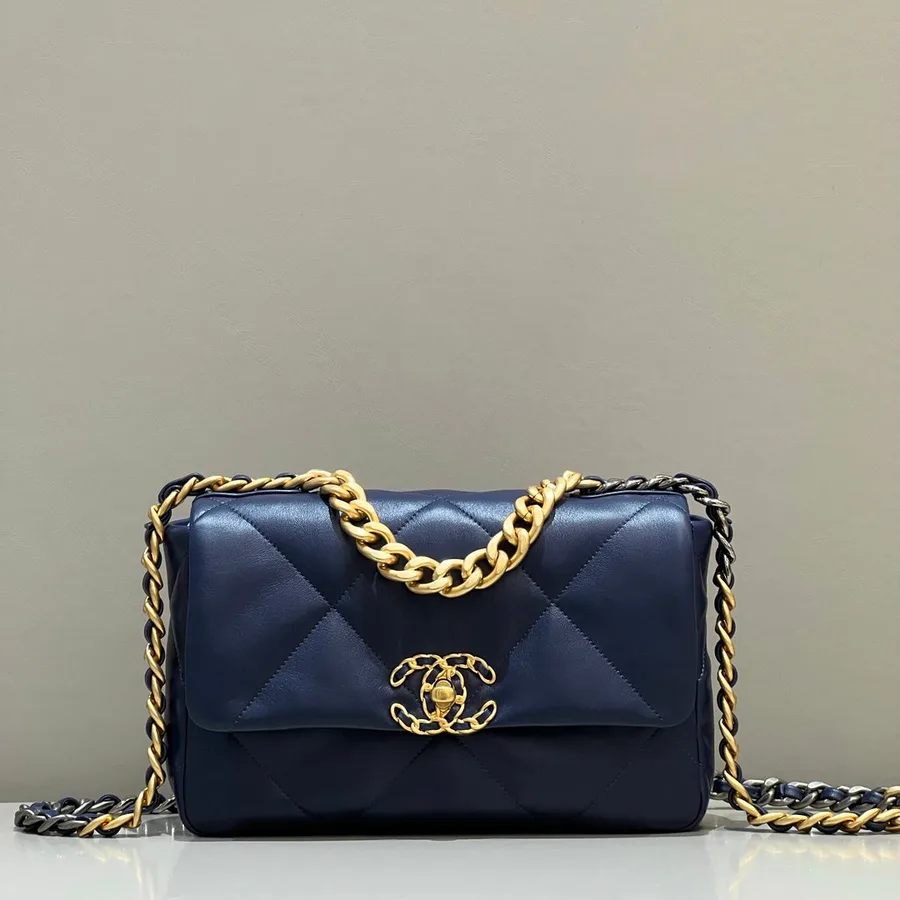 CHANEL 19 Bag Small Navy Blue