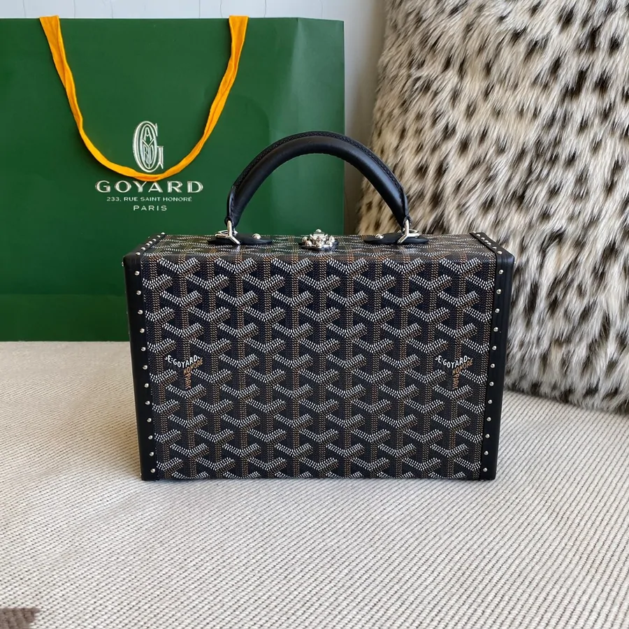 GOYA Grand Hotel Trunk Bag
