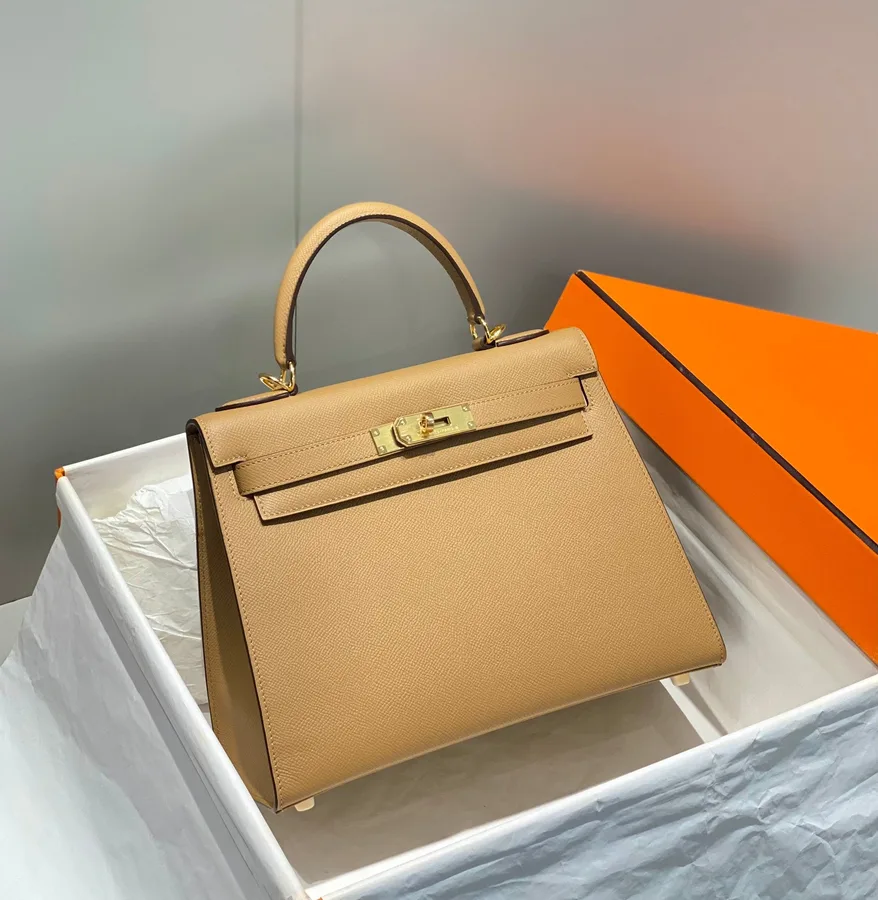 HN 28 in Chai Epsom Gold Hardware