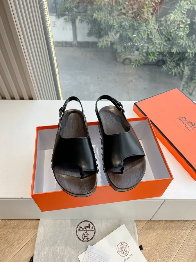 Hermes Women Black Leather Slingback Sandals