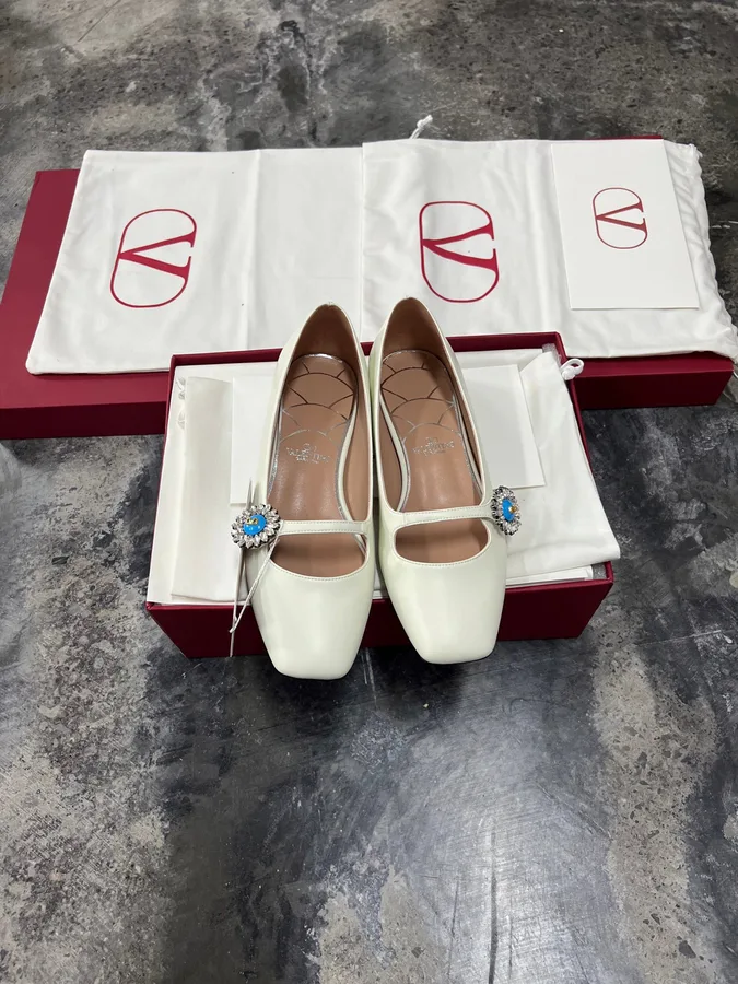 Valentino Women White Leather Embellished Flats