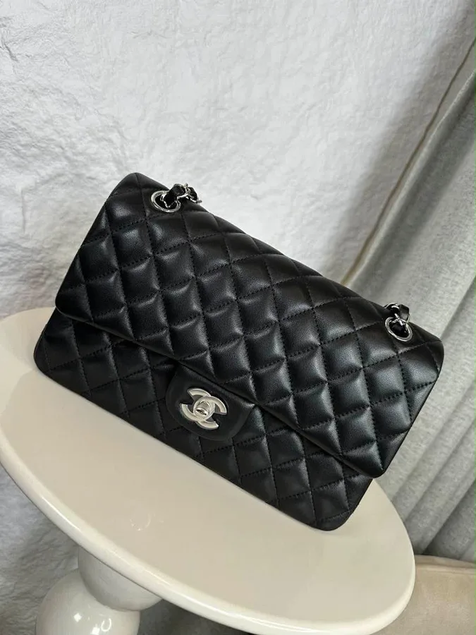 Chanel Classic Flap Medium Lambskin Sliver Hardware
