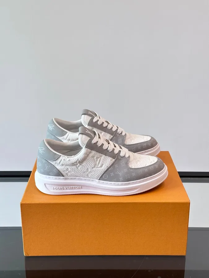 LV Men White Gray Leather Sneakers