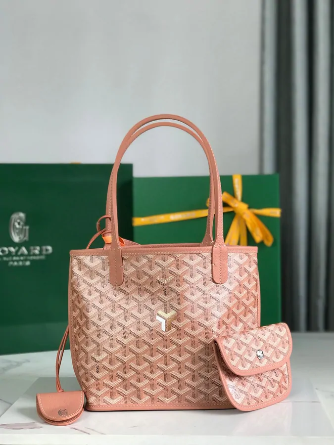 Goyard Anjou Pink