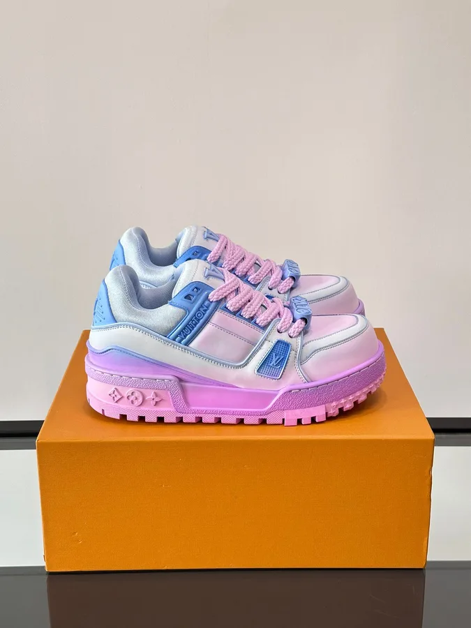 LV Men White and Blue Leather Sneakers