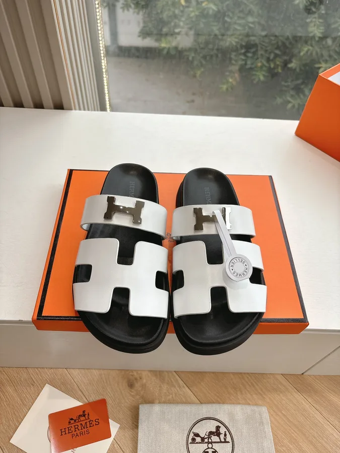 Hermes Women Designer Shoes 050