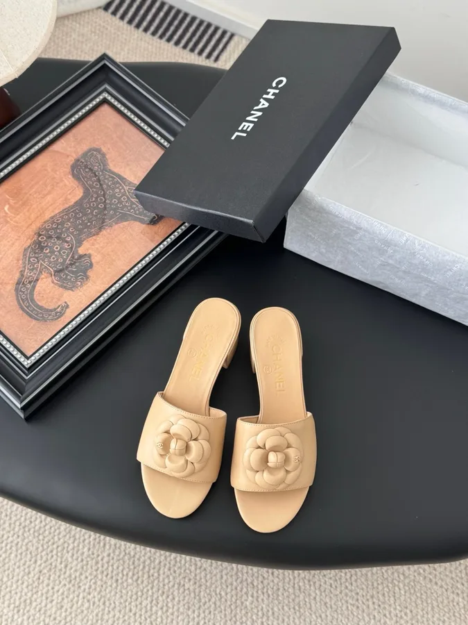 Chanel Women Beige Leather Mules