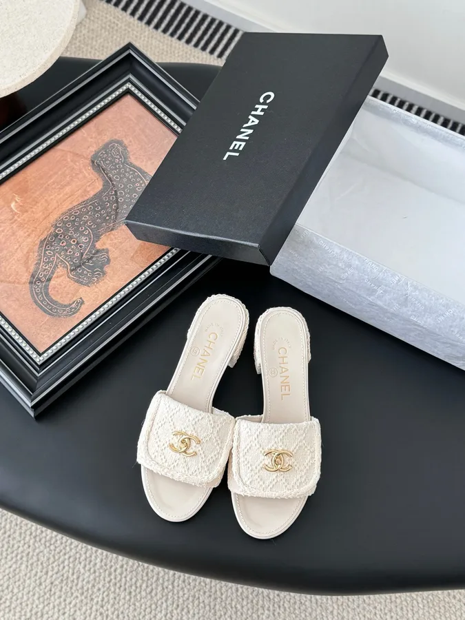 Chanel Women Cream Tweed Slides