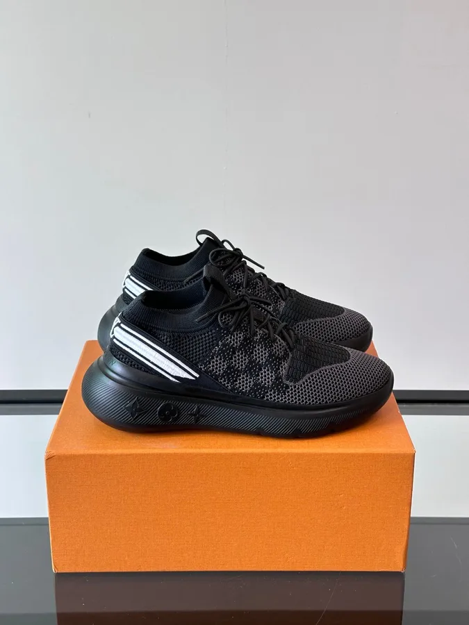 LV Men Black Knit Fabric Sneakers