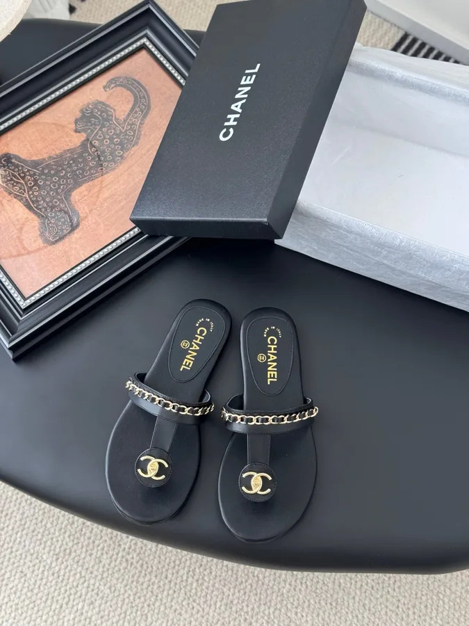 Chanel Women Black Leather Chain Detail Sandals