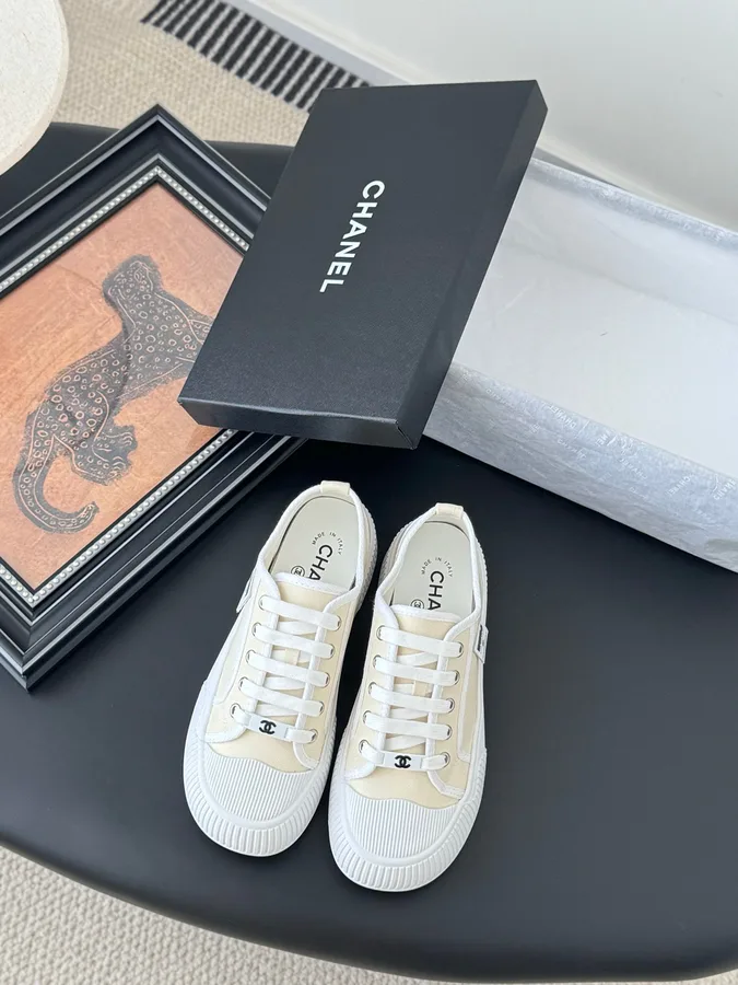 Chanel Women White Canvas Lace-Up Sneakers