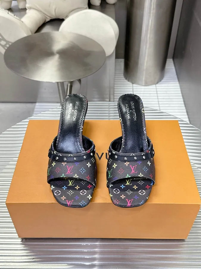 LV Women Black Patterned Leather Mules