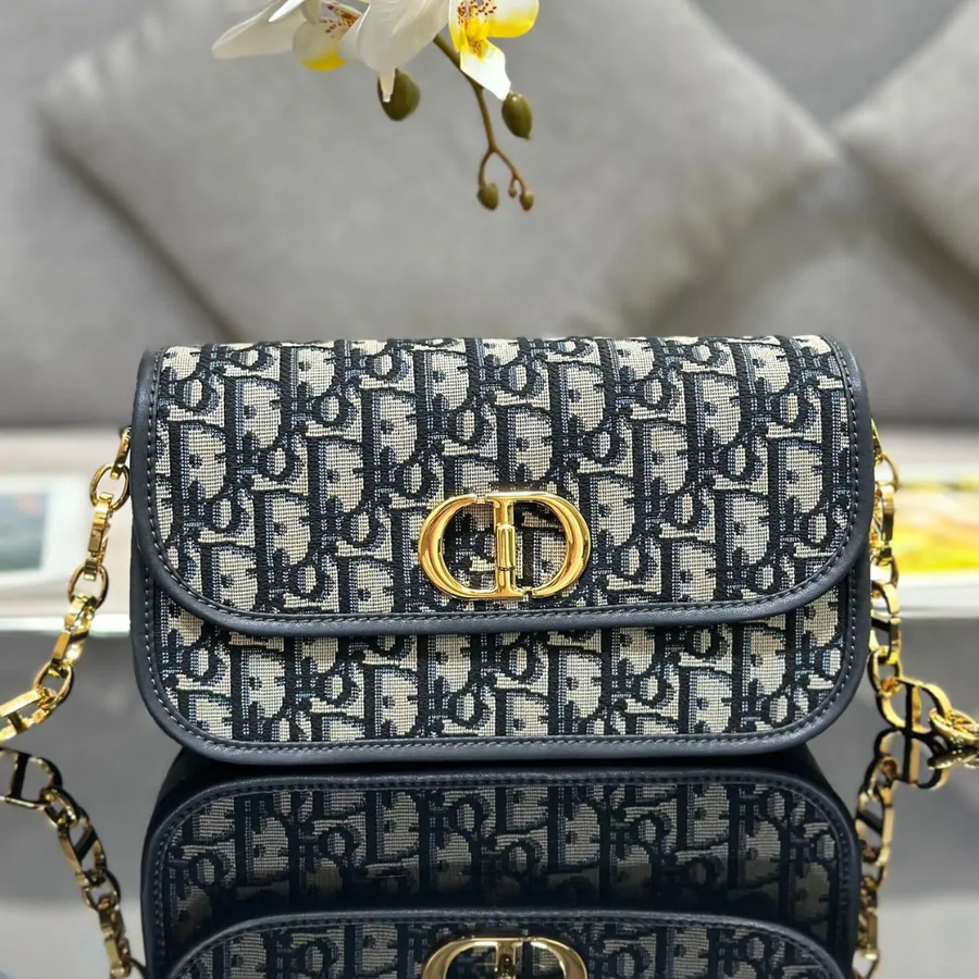 Dior 30 Montaigne Avenue Monogram Super Bag 22.5x12cm