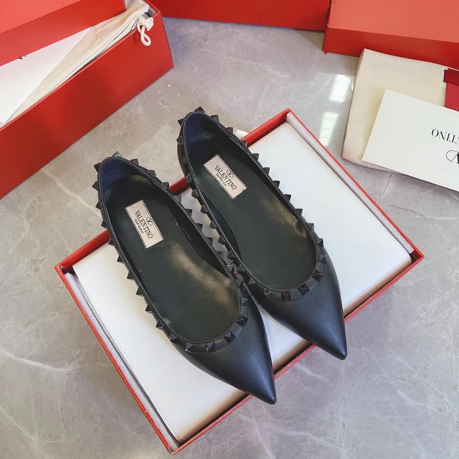 Valentino Women Black Leather Pointed Flats