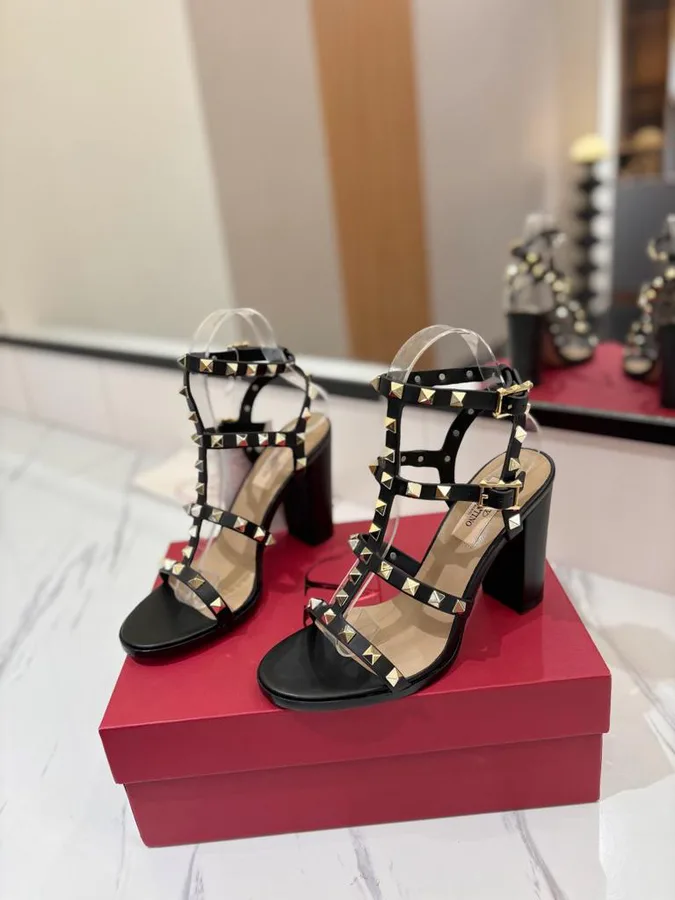 Valentino Rockstud block heel black
