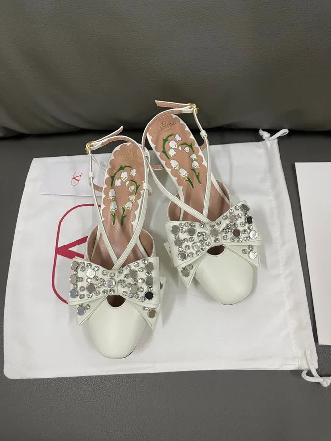 Valentino Women White Leather Bow Embellished Flats