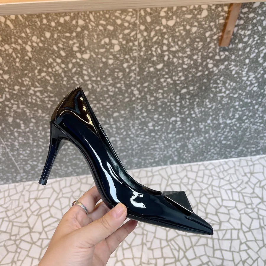 Valentino Women Black Patent Leather Pumps