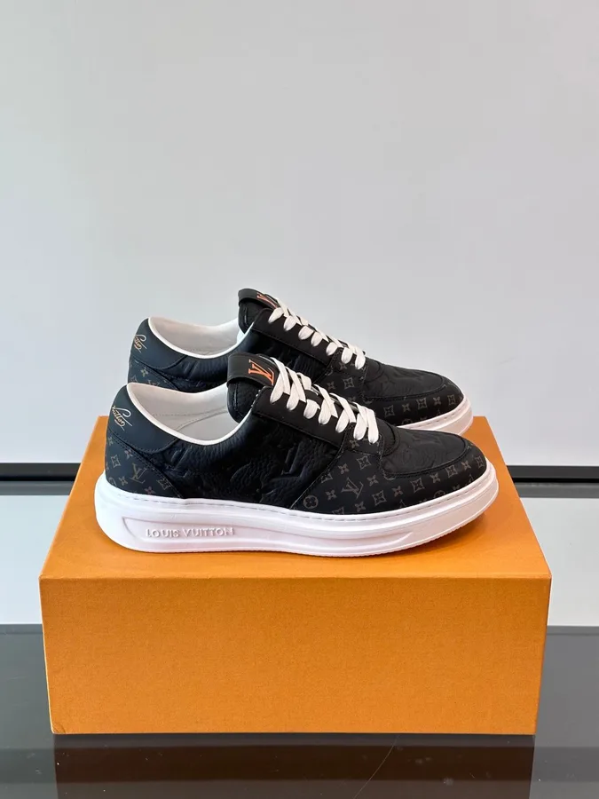 LV Men Black Leather Sneakers