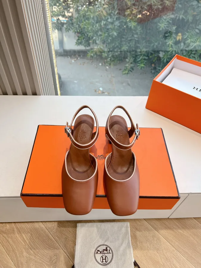 Hermes Women Brown Leather Heels