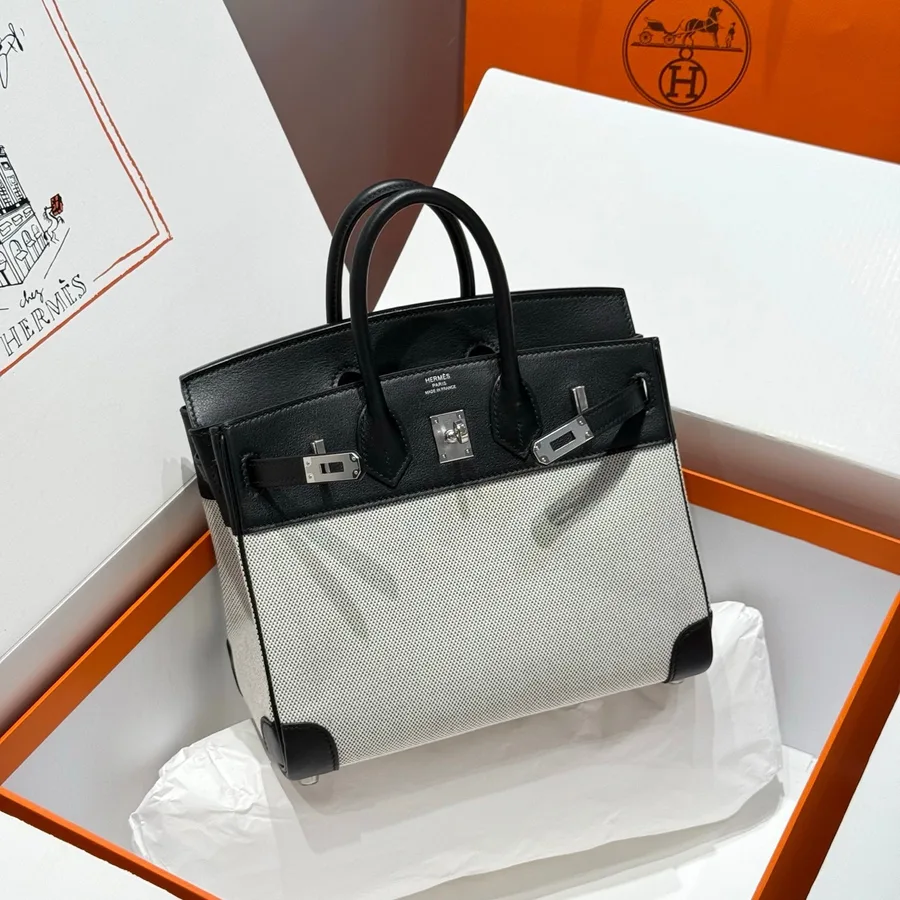 HN 25cm in Black Swift White Toile Canvas (custom-made)