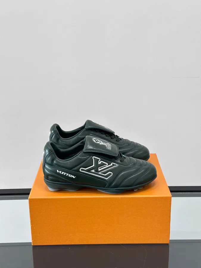 LV Men Black Leather Sneakers