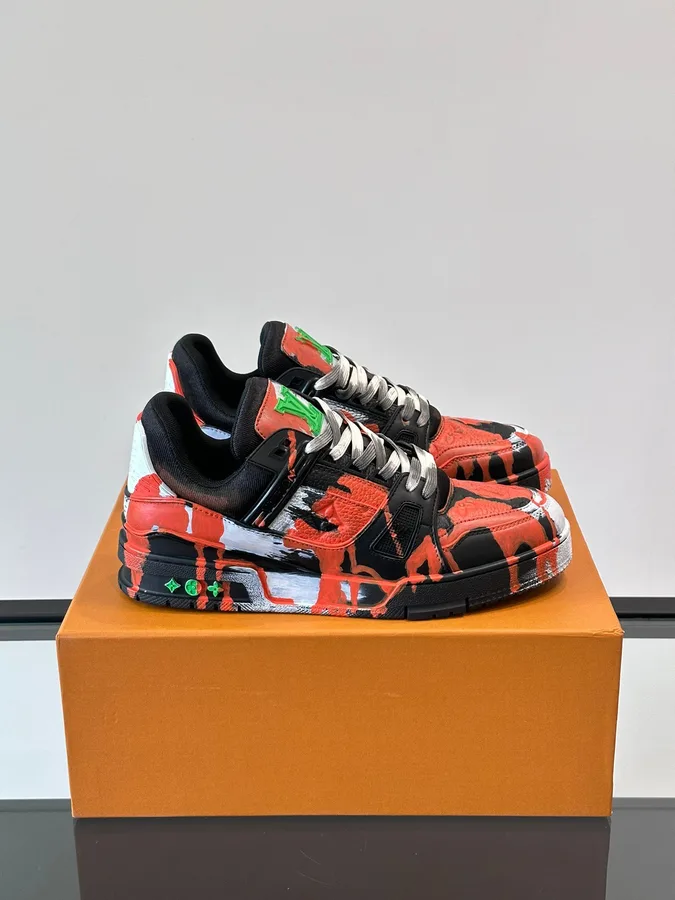 LV Men Black Red Painted Leather Sneakers