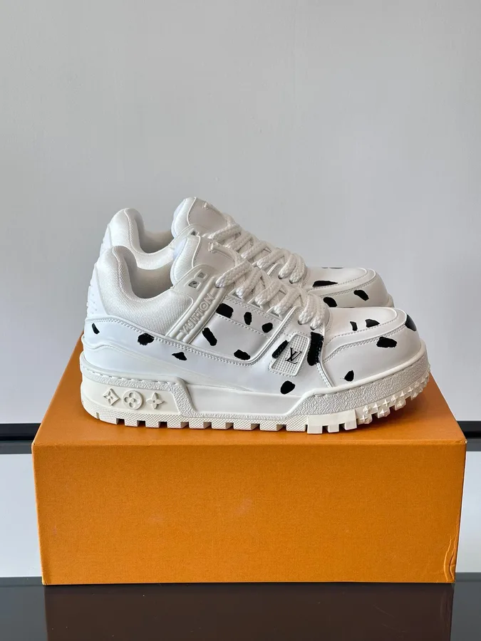 LV Men White Leather Black Spot Sneakers