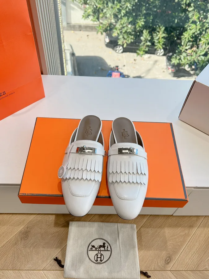 Hermes Women White Leather Fringe Mules