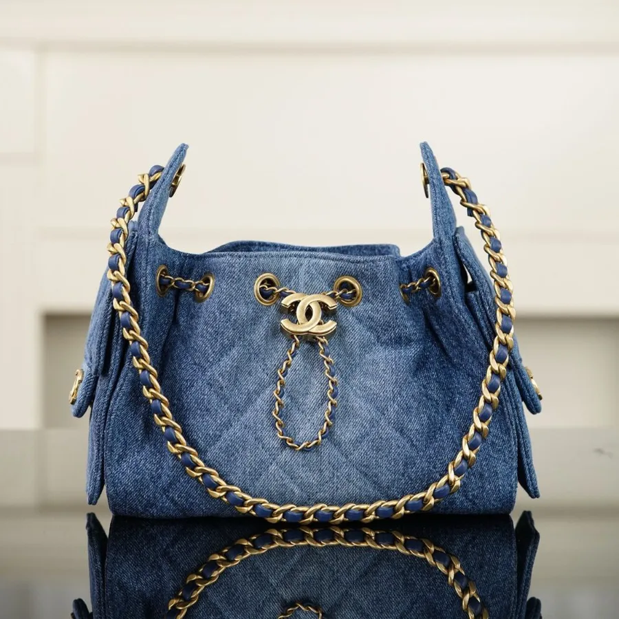 Chanel Mini 25 hobo bag