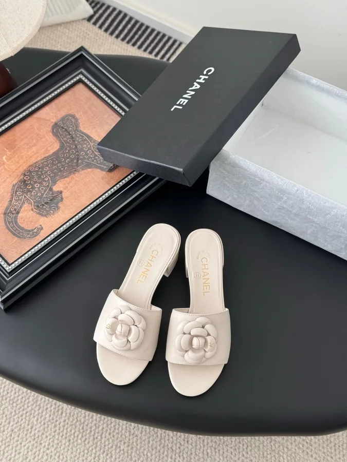 Chanel Women Beige Leather Flower Detail Mules