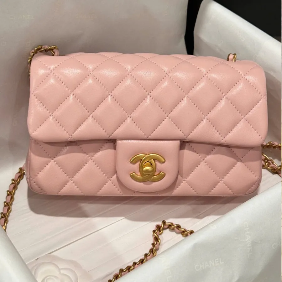 Chanel Classic Flap Mini Light Pink Gold Hardware 20cm