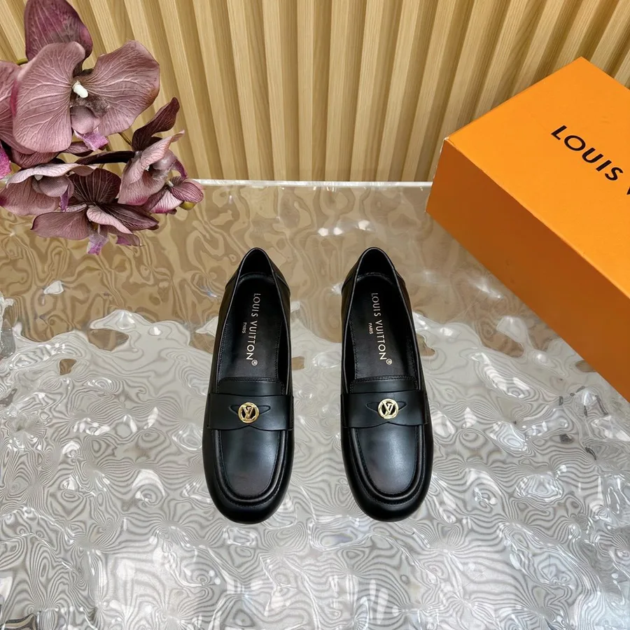 LV Women Black Leather Loafers