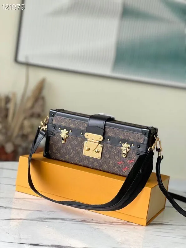 Louis Vuitton PETITE MALLE EAST WEST M46120 HY268Xw85