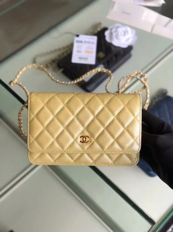 High Quality Imitation Chanel classic wallet on chain Grained Calfskin & gold-Tone Metal 33814 Pearlescent apricot HY21Vu82