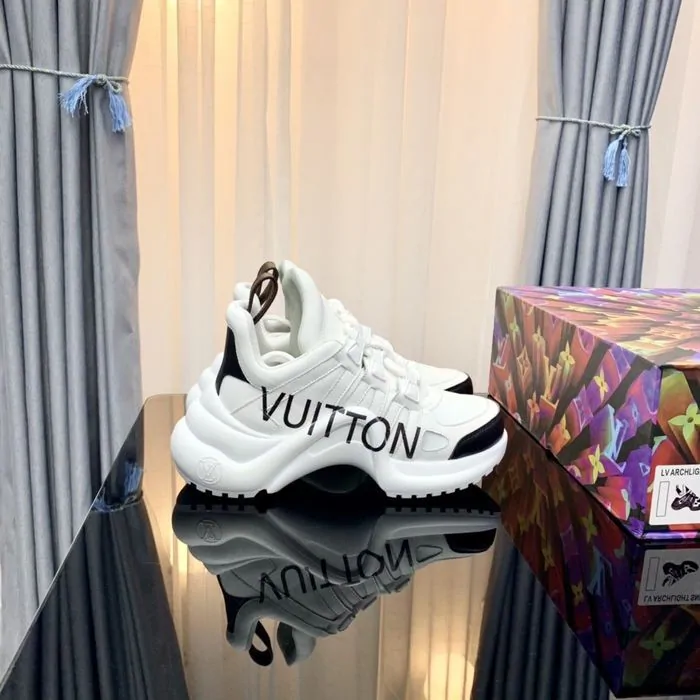 Imitation High Quality Louis Vuitton Shoes LVS00195 Heel 5.5CM Shoes HY6373Bo39