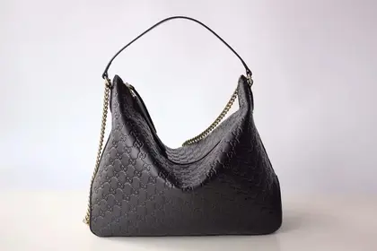 Gucci Horsebit 1955 Medium Shoulder Bag — Gucci Handbags sample