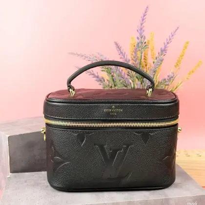 Louis Vuitton LV Clutch Black Box Handbag Replica 11 19x13x10cm — Louis Vuitton Handbags sample