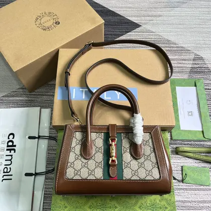Jackie Notte Mini Bag 19 in Black Gold Hardware — Gucci Handbags sample