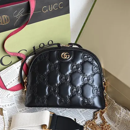 Gucci Matelasse Like Auth Bag with Embossed GC Pattern 21cm — Gucci Handbags sample