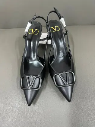 Valentino Women Black Leather Pointed Slingback Pumps — Valentino Handbags sample