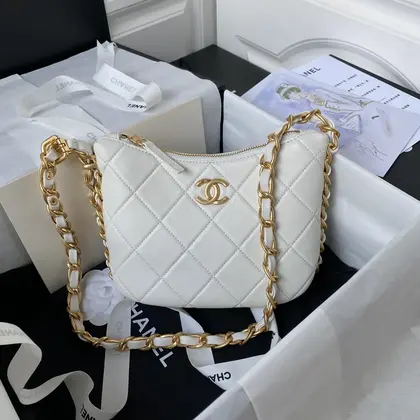 Chanel 22K Hobo Bag Logo Chain Lambskin — Chanel Handbags sample