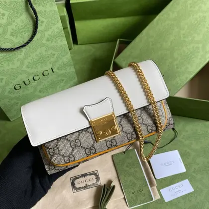 Gucci Clutch Women’s Crossbody Bag with High Quality Monogram Pattern 19x10cm — Gucci Handbags sample