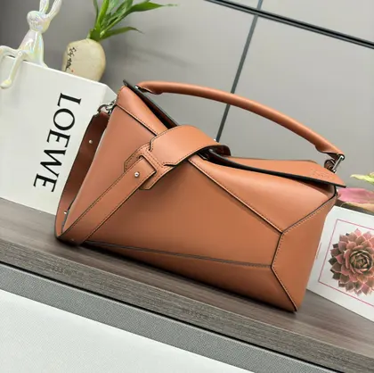 LOEWE Puzzle Edge bag in tan calfskin — Loewe Handbags sample