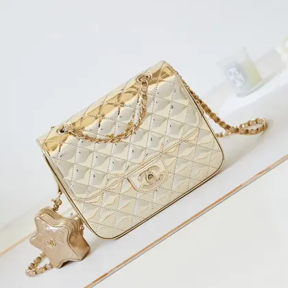 Chanel 24C gold mirror star Bag — Chanel Handbags sample