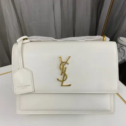 SUNSET MEDIUM IN SMOOTH LEATHER Saint Laurent — Saint Laurent Handbags sample