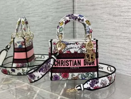 Medium Lady D- Lite Bag White Brocade Like Auth 17x7x15cm — Dior Handbags sample